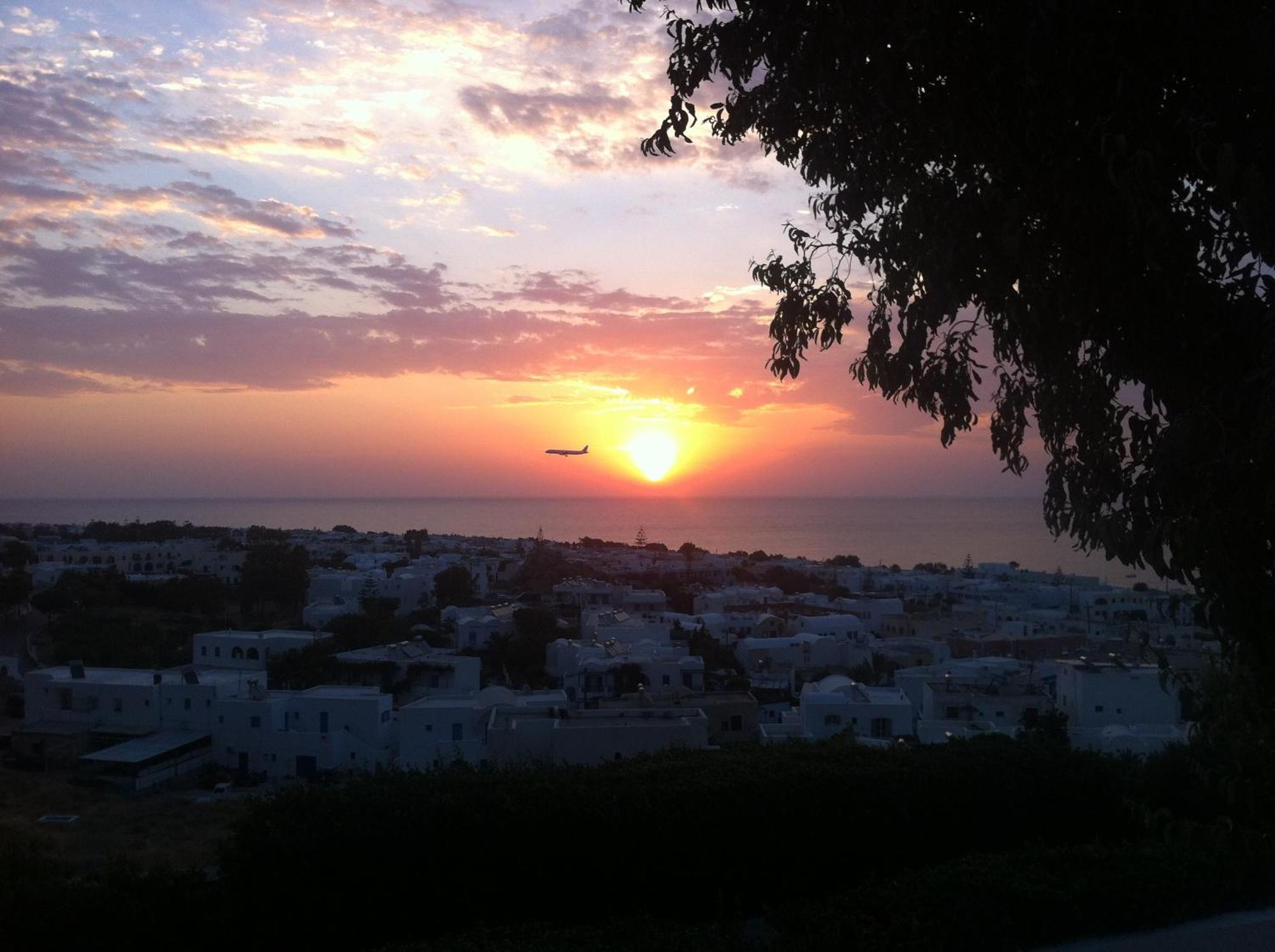 Aegean View Hotel Kamári Esterno foto